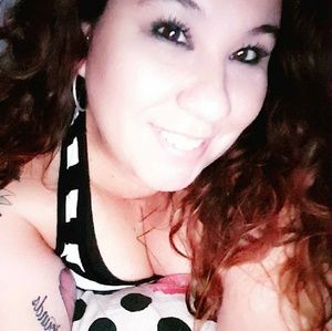 Meet your Posher, Stefanie